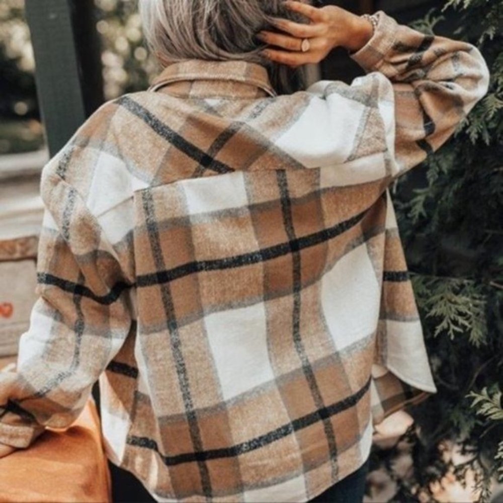 Plaid Flannel Button Shirt Jacket Shacket New Tan Oversized Pockets Wool NEW - Picture 5 of 7